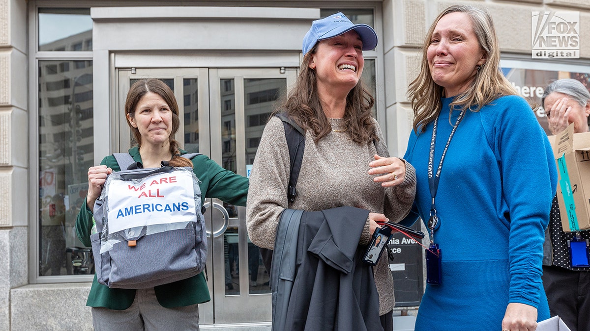 Los trabajadores de USAID dejaron la sede en DC sobre la base de consejos de dosis