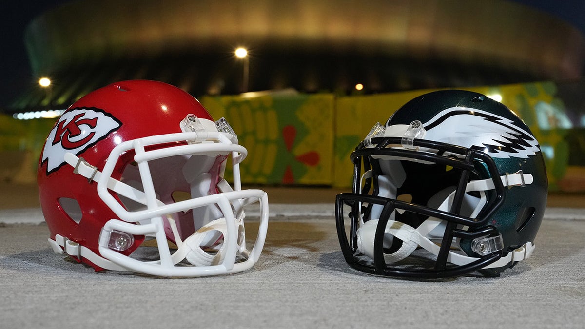 Chiefs Eagles helmets