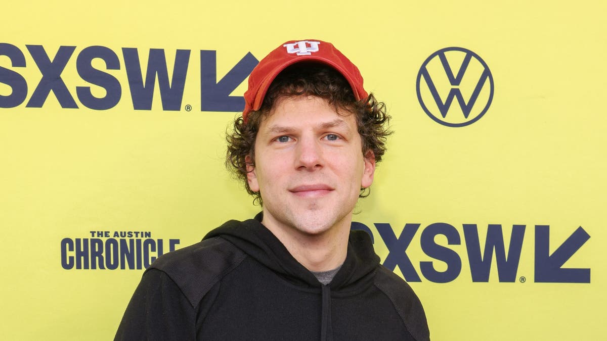 jesse eisenberg astatine  sxsw