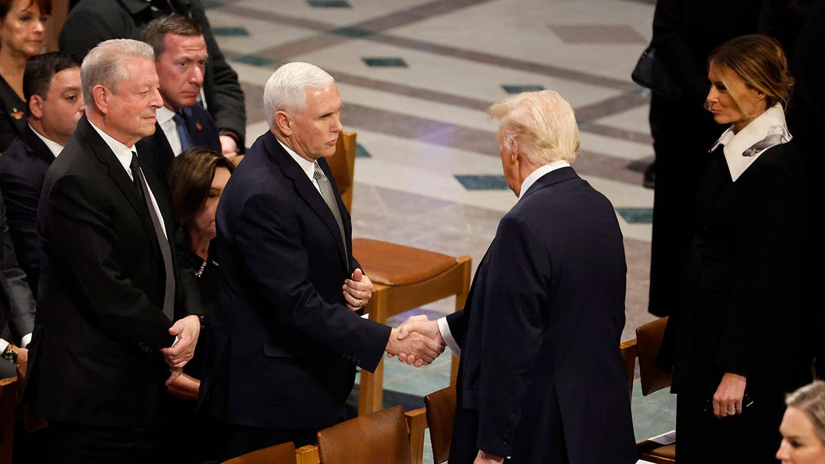 Trump and Pence Shake Hand in Jimmy Carter FUNERAL