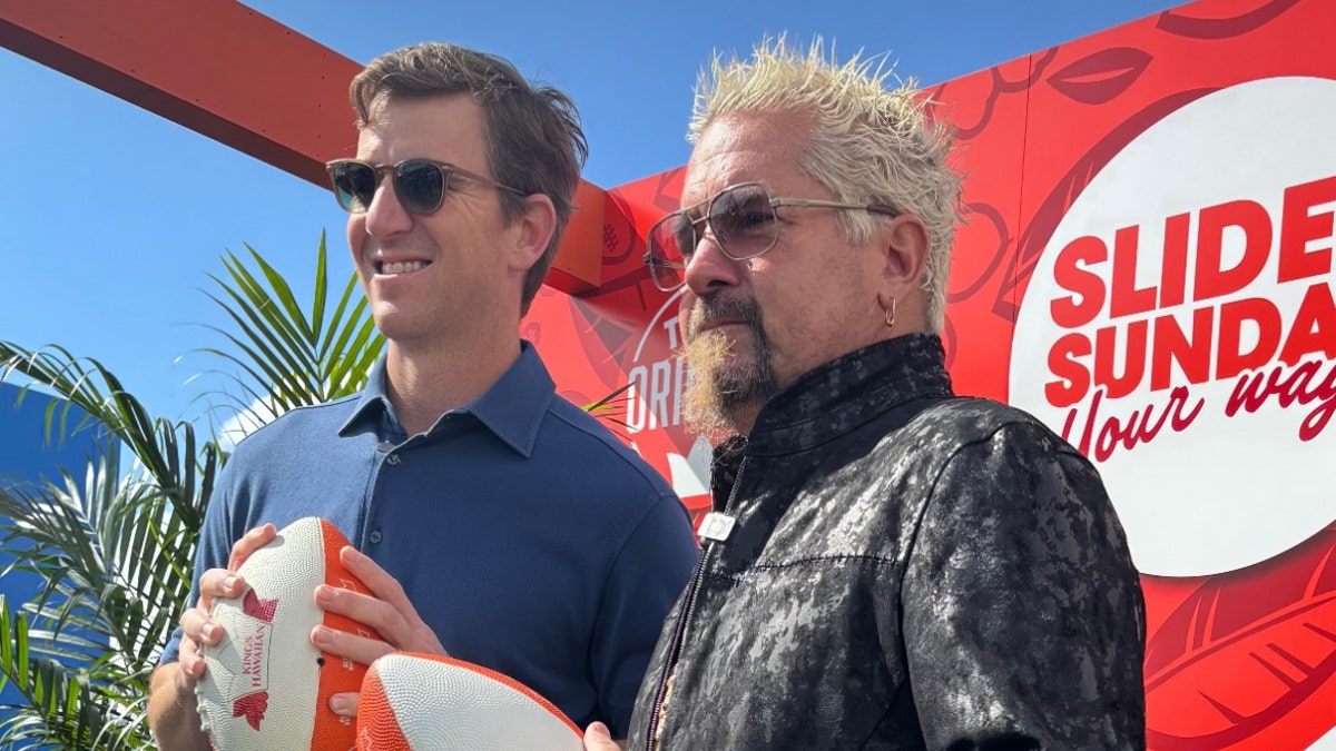 Eli Manning and Guy Fieri