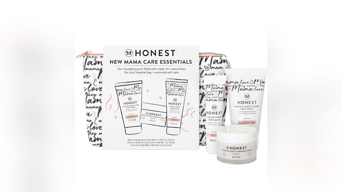 This organic gift set is perfect for pampering a new mom.