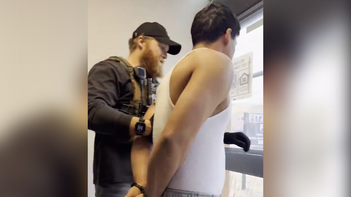 Ice arrests suspected that a member of the Venezuelan gang