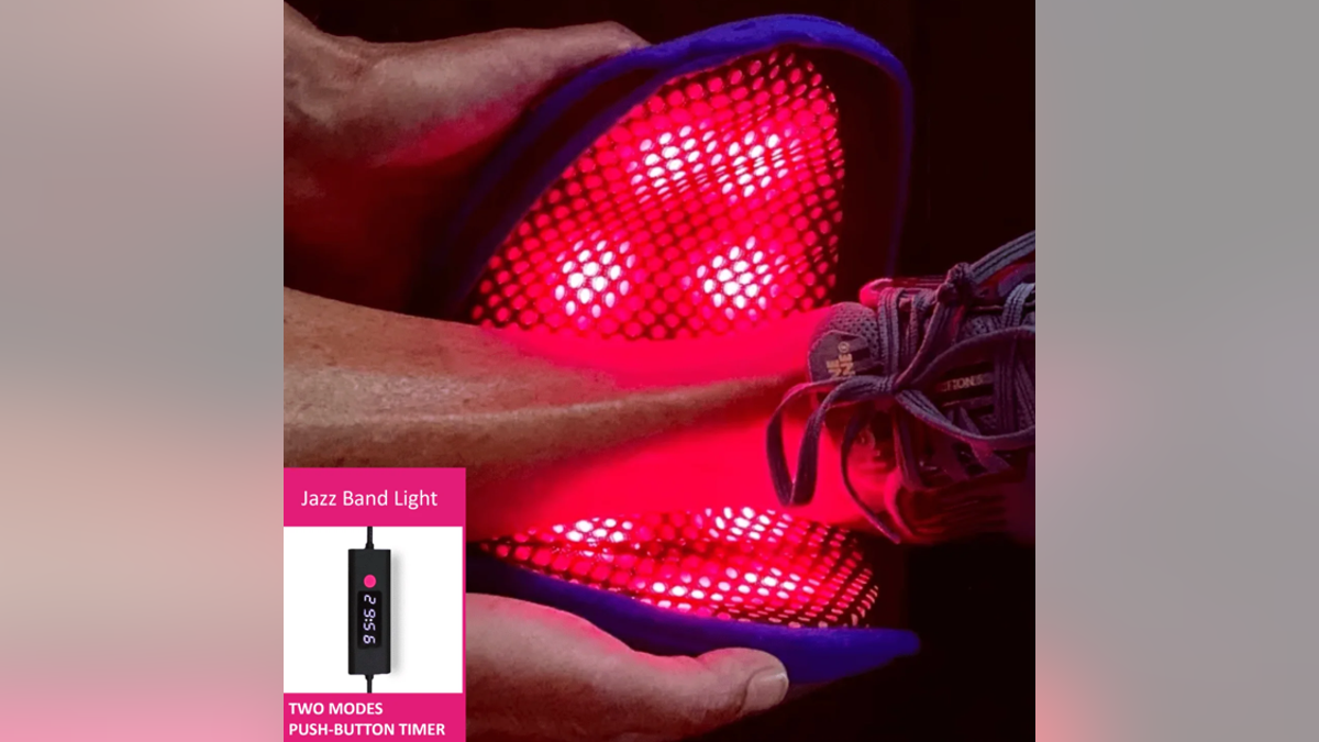 This DNA Vibe Jazz Band device uses infrared light and is said to reduce stiffness, inflammation and pain while accelerating recovery.