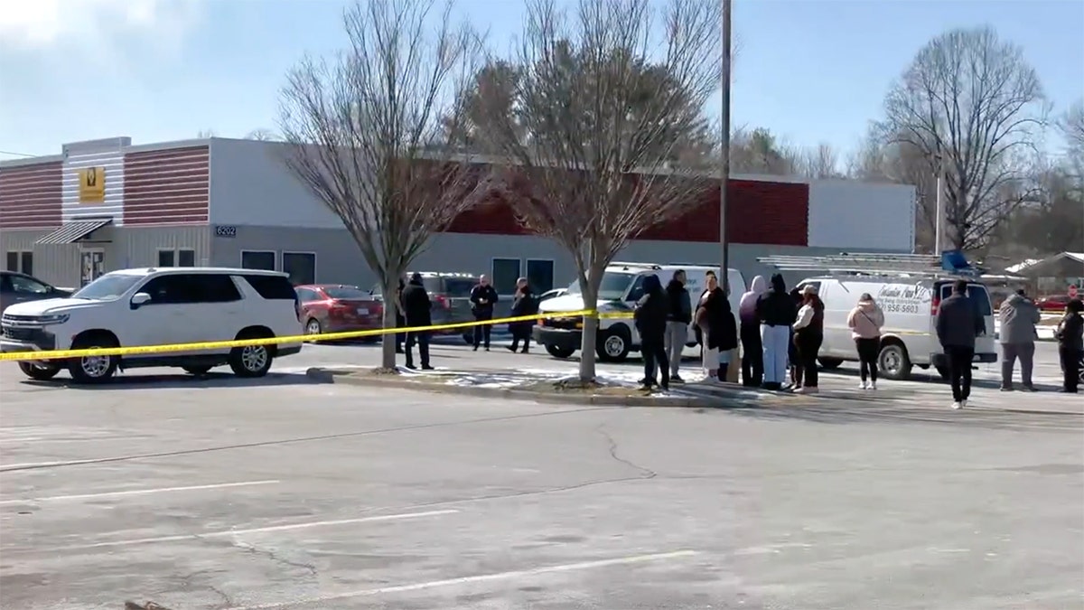 Shooting outside Kentucky driver's license office