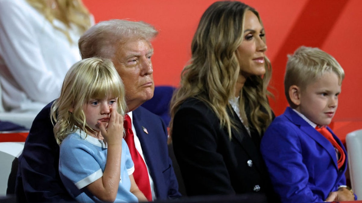 Donald and Lara Trump with kids