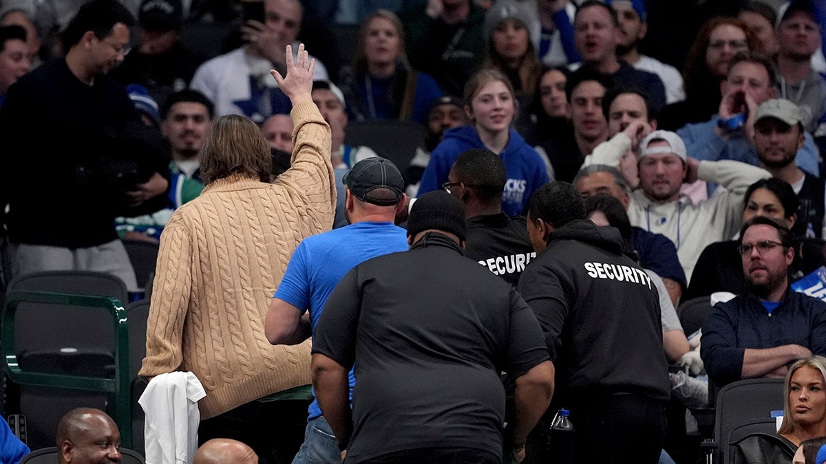 Mavericks fan escorted out