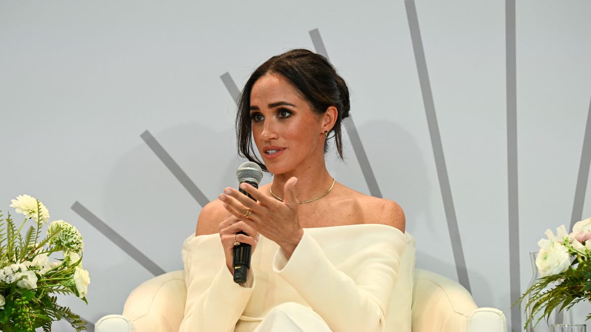 Meghan Markle hablando