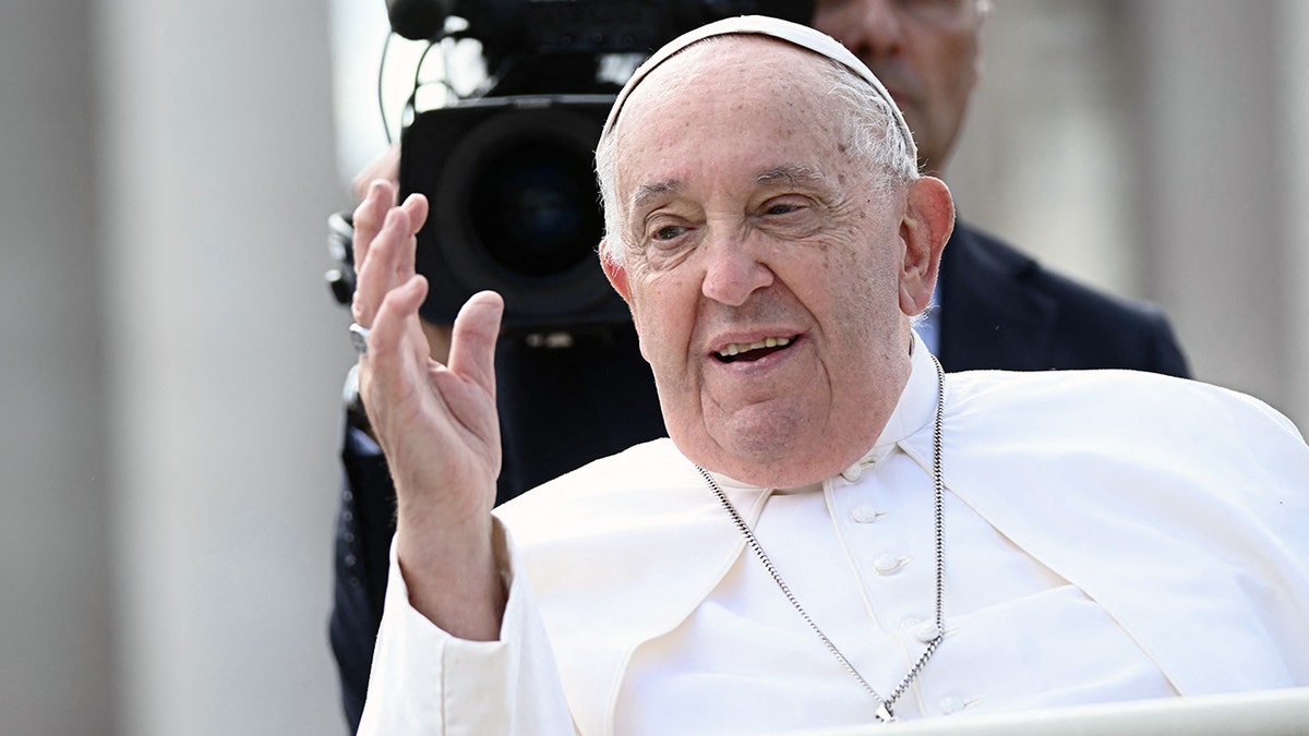 Pope Discharged from Hospital, Begins Two-Month Recovery