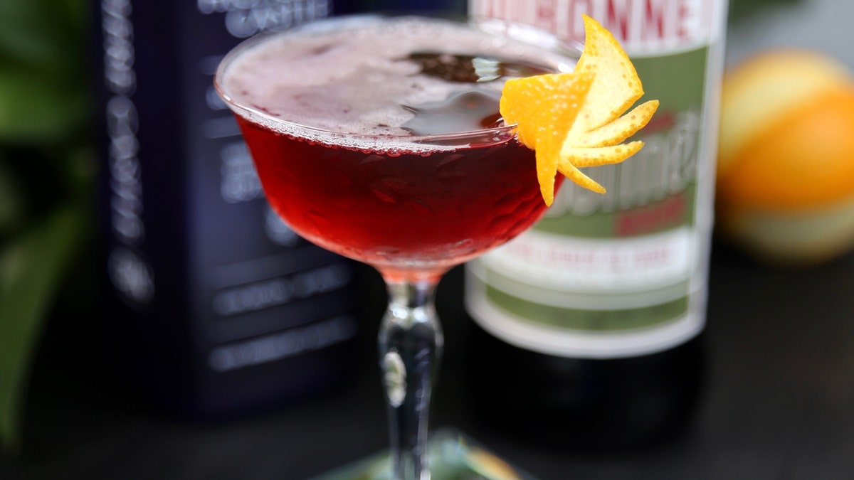 The Queen's Jubilee cocktail consists of Dubonnet and gin.