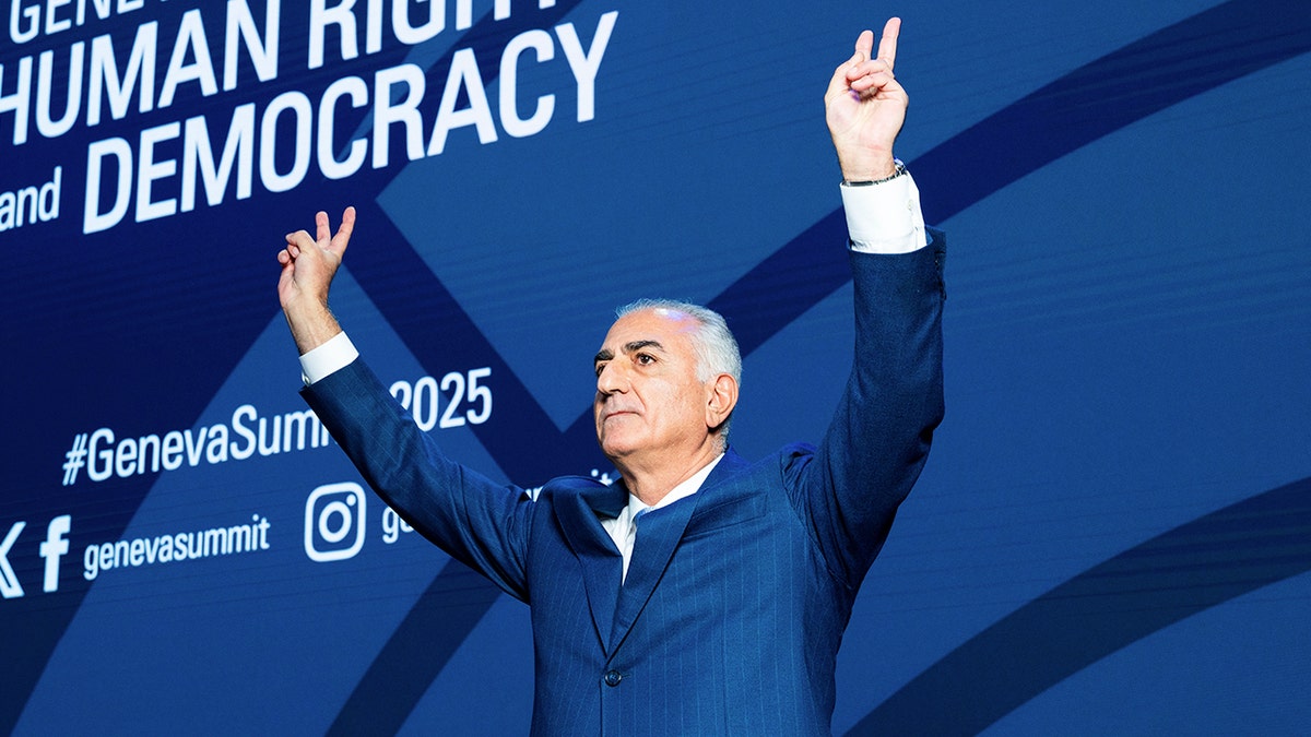 Reza Pahlavi waving a crowd in Geneva 