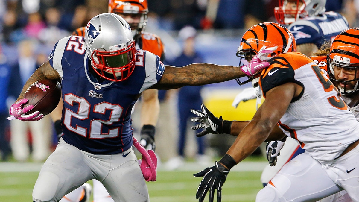 Stevan Ridley stiff arm