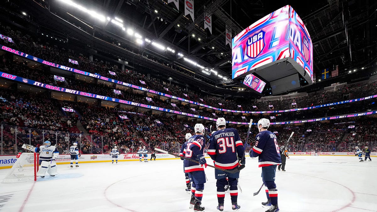 Team USA after goal