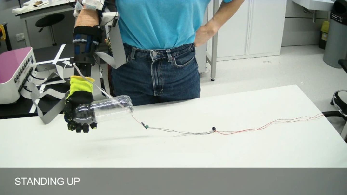 2 soft robotic prosthetic hand uses nerve signals for more natural control