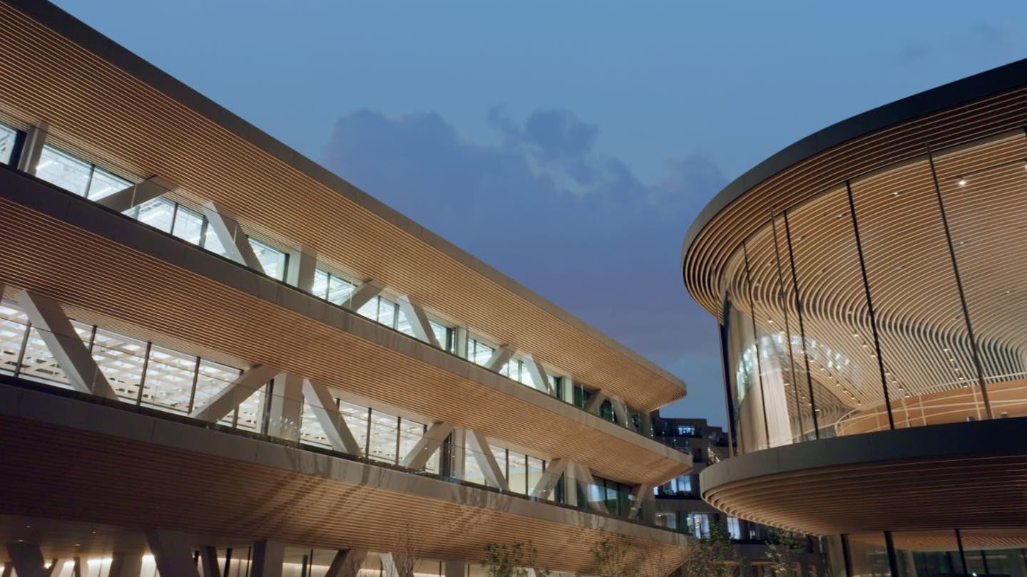 2 toyotas woven city welcomes first residents to futuristic living laboratory