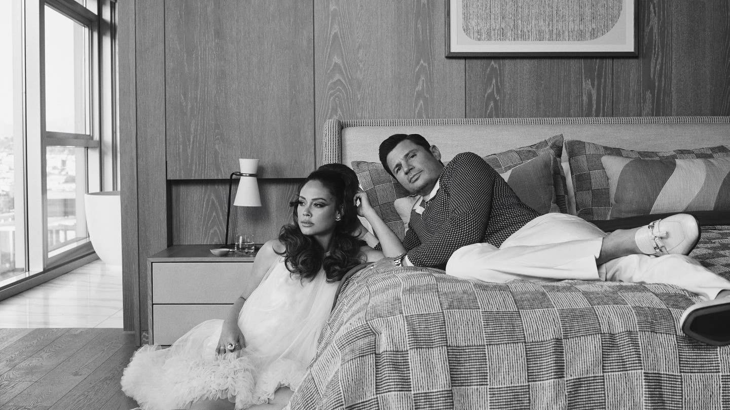 nick-lachey-vanessa-lachey-brides-3-scaled نيك وفانيسا لاتشي موعد "يوم الجنس" للحفاظ على الشرارة على قيد الحياة في زواج 13 عامًا