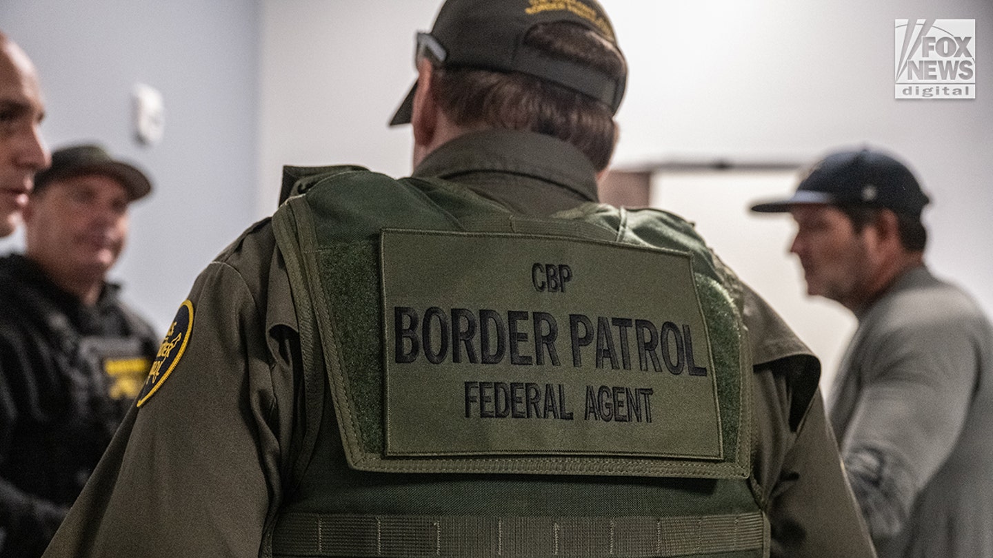 task force migrant arrest florida 010