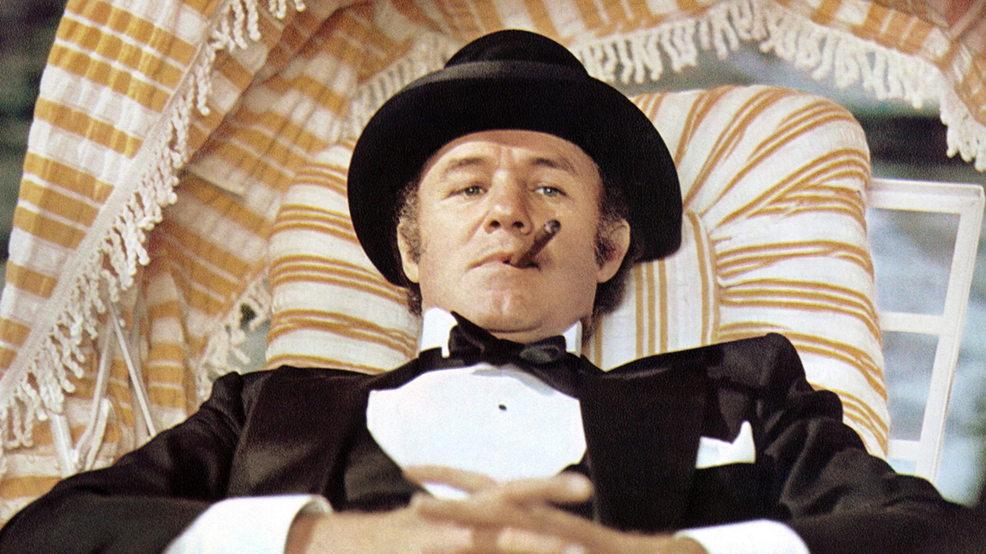 Gene Hackman appears in a classic film scene from Lucky Lady before his death in 2025