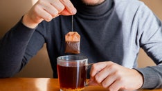 Hot tea or iced coffee? Study says your choice could affect mood and digestion