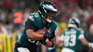 NFL star Saquon Barkley is all for MLB players fighting against salary cap: 'It should happen'