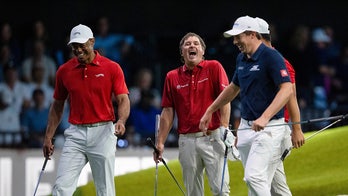 Tiger Woods has mixup with TGL teammates, leading to hilarious moment: 'What are you doing?'