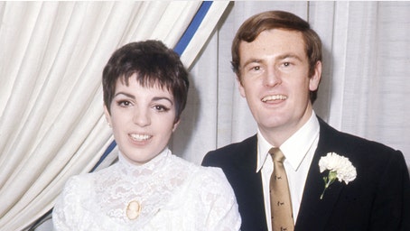 Liza Minnelli says her 'center of gravity crumbled' after finding husband Peter Allen in bed with another man