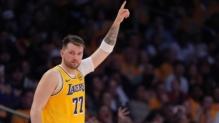 Luka Doncic trade shocks NFL stars at Super Bowl LIX radio row