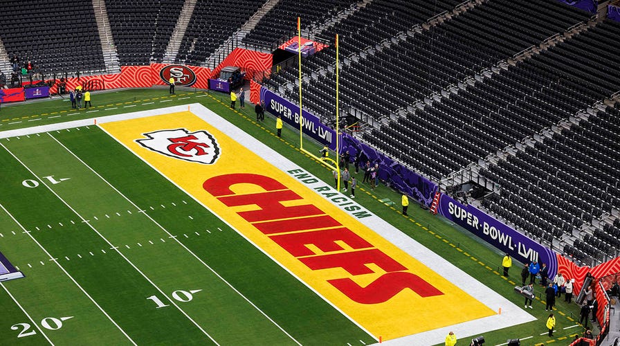 The Kansas City Chiefs arrive at Super Bowl Opening Night | Super Bowl LIX Opening Night 