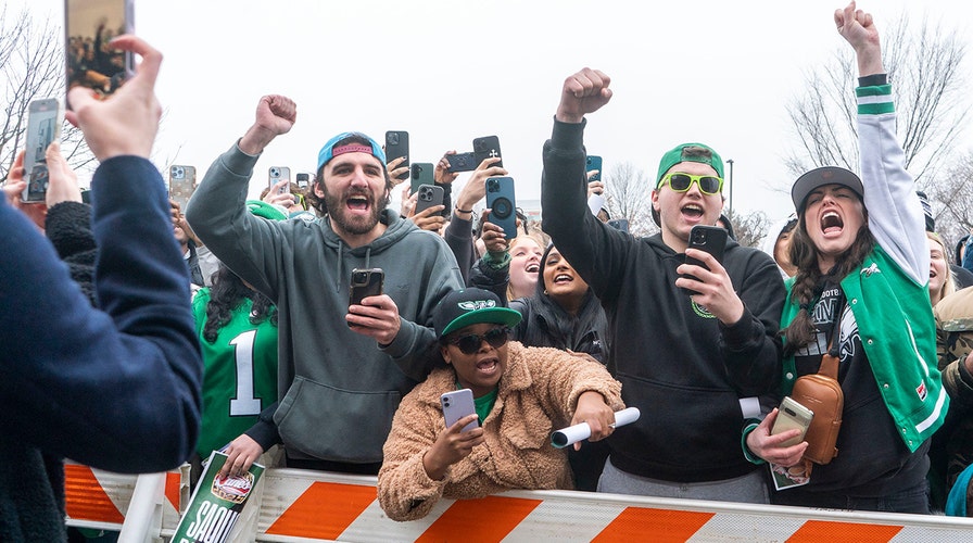 Eagles' Saquon Barkley talks expecations for Super Bowl parade