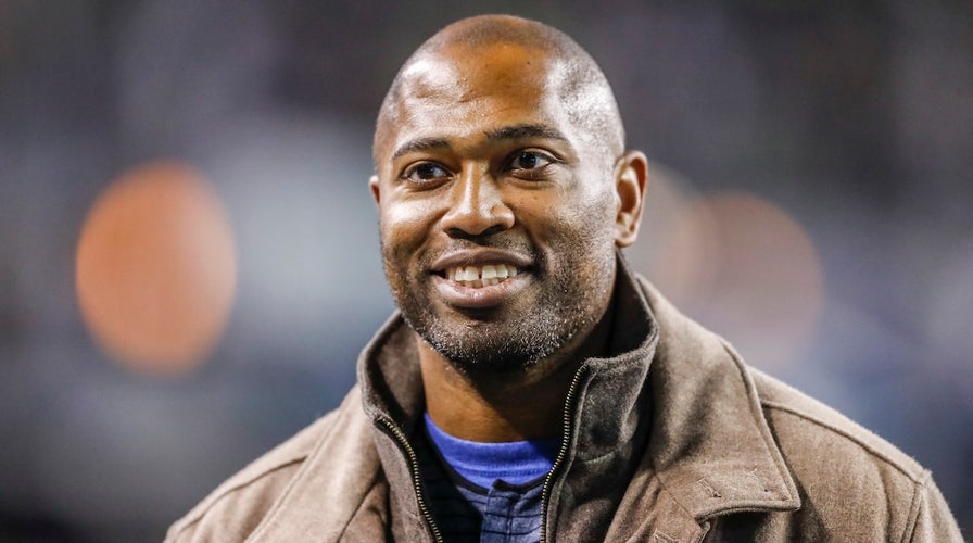 Ex-NFL star Shaun Alexander on Trump taking executive action to protect women's sports