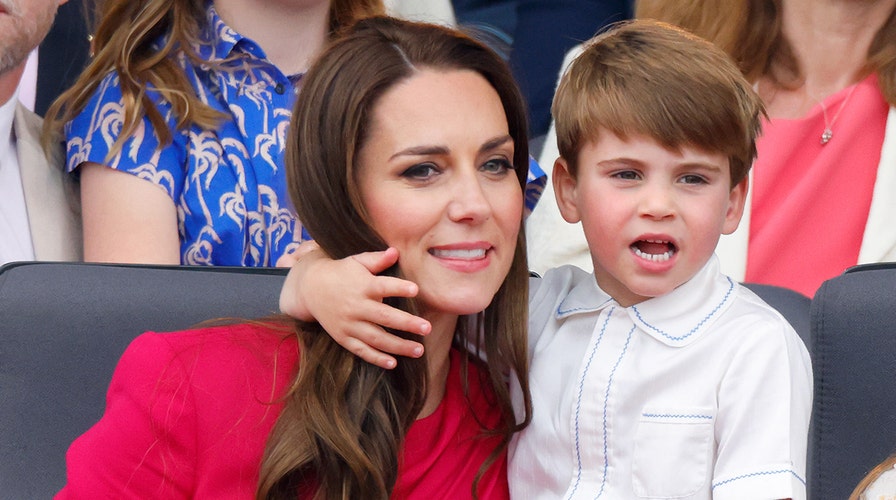 Kate Middleton announces she has completed chemotherapy treatment