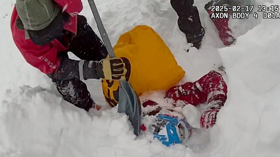 https://a57.foxnews.com/static.foxnews.com/foxnews.com/content/uploads/2025/02/931/523/colorado-avalanche-1.jpg?ve=1&tl=1