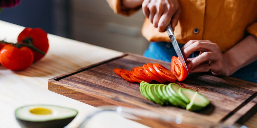 cutting-board-istock-