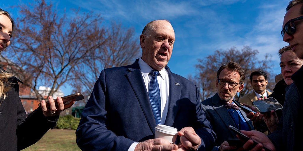 https://a57.foxnews.com/static.foxnews.com/foxnews.com/content/uploads/2025/03/1024/512/tom-homan.jpg?ve=1&tl=1