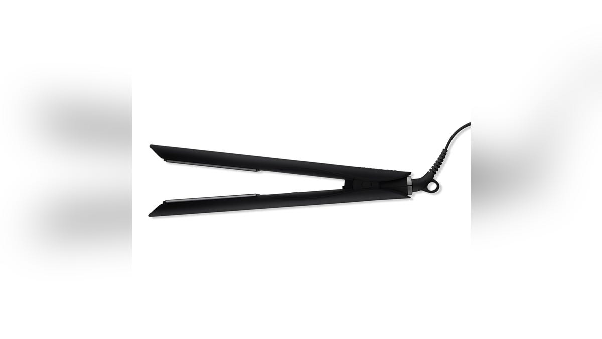 Create waves, curls or straight hair with this iron.