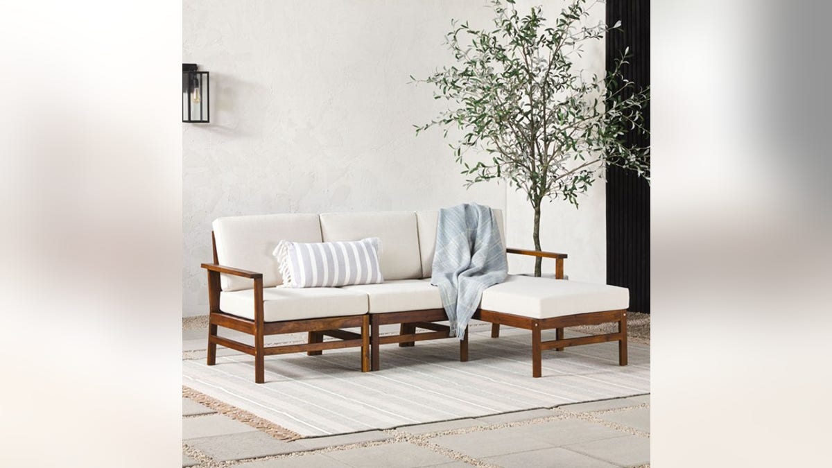 You'll want to sit in this outdoor sectional all day.
