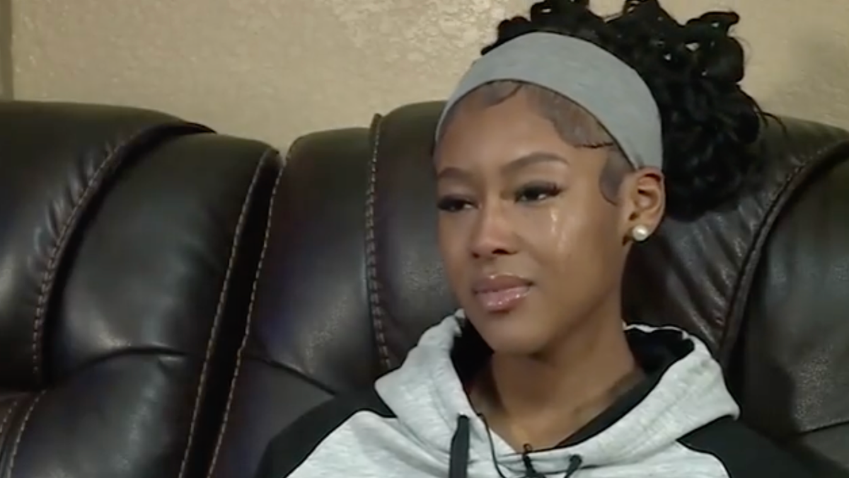 Virginia high school athlete Alaila Everett cried during an interview with waves