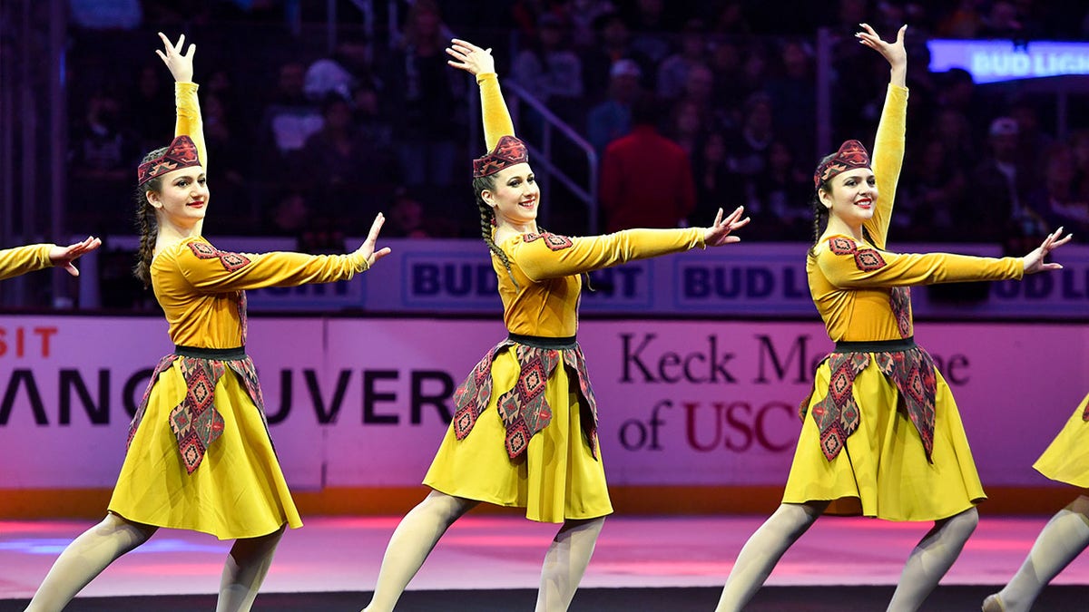 Armenian dancers at kings game