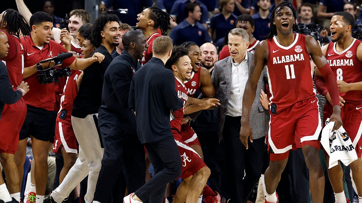 Alabama celebrating