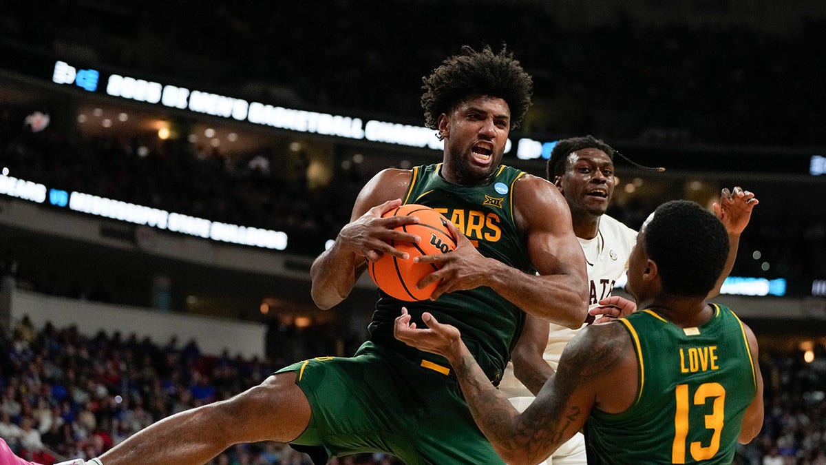 No. 9 Baylor edges out No. 8 Mississippi State in epic battle that comes down to shot in final second  at george magazine