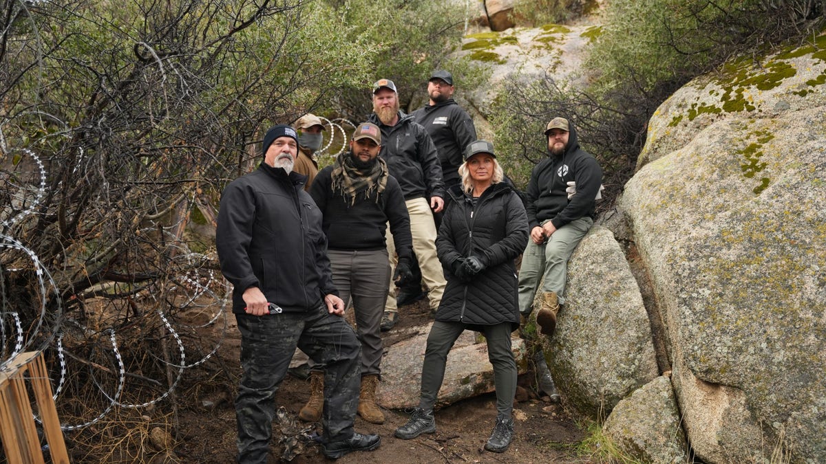 Border Vets members corrected a hole in the barrier on the borders of the United States and Mexico in the province of San Diego, California, on March 10, 2025.