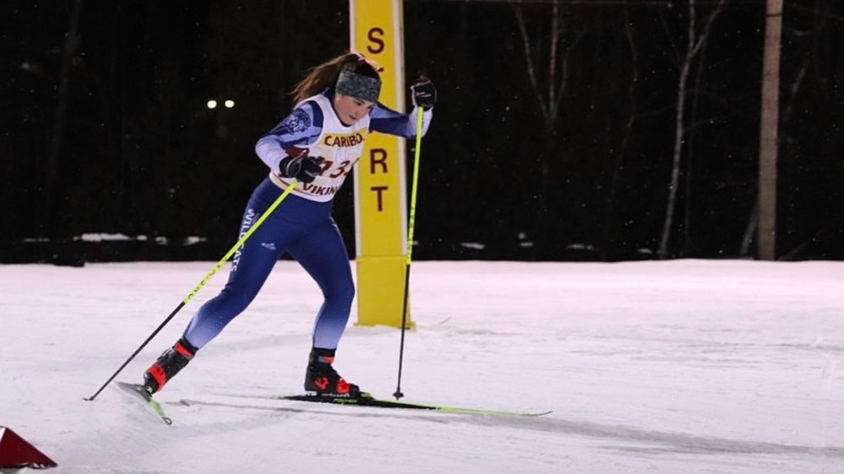 Maine high schooler Cassidy Carlisle skiing.