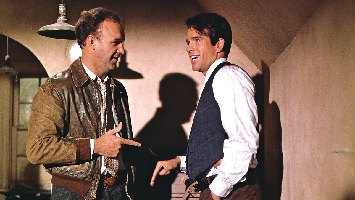 Gene Hackman and Warren Beatty in a scene from "Bonnie and Clyde"