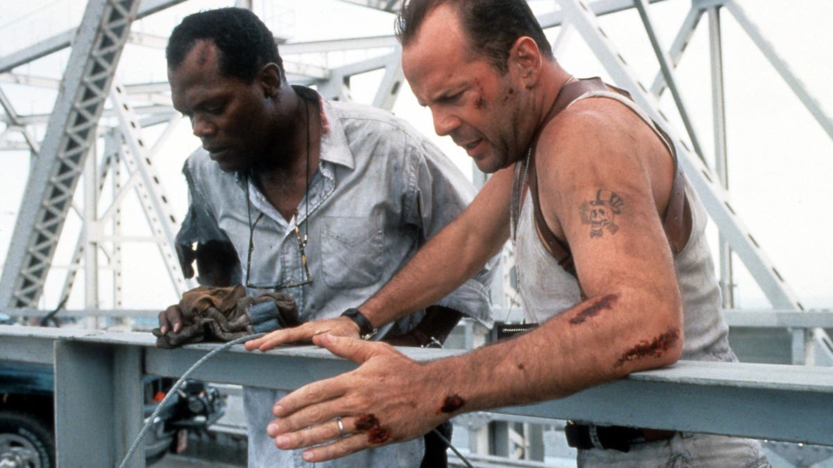 Bruce Willis and Samuel L. Jackson die hard with revenge