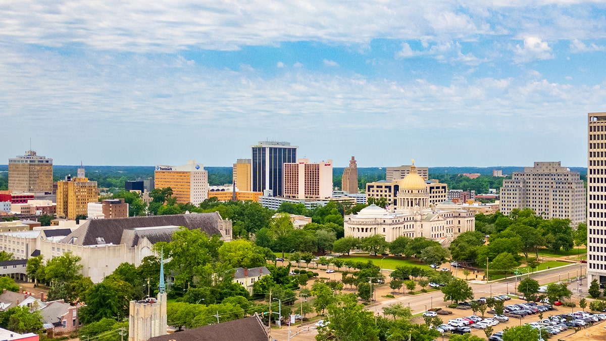 Jackson, MS skyline including the State Capitol Building