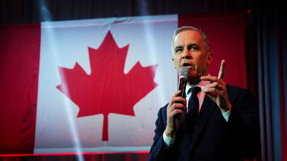 O novo primeiro -ministro canadense Mark Carney Ontario fala com apoiadores em Ottawa, domingo, 9 de março de 2025.