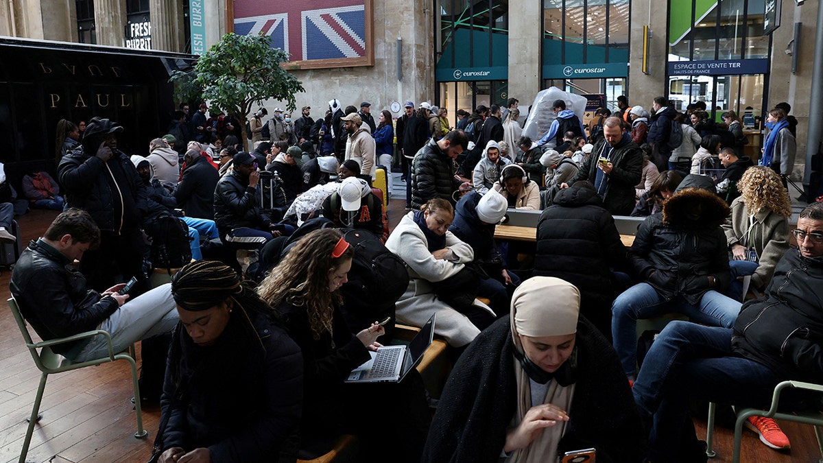 Gare du Nord passengers stranded