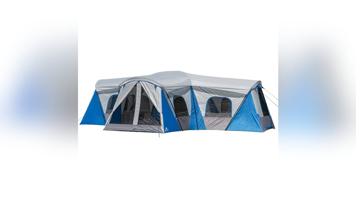 A spacious tent that can fit up to 16 people. 
