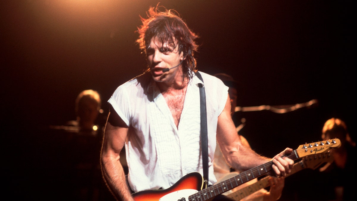 Rick Springfield tampil di Illinois