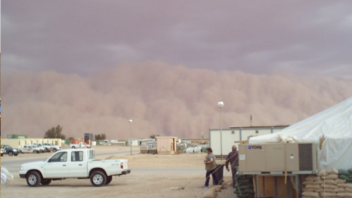 Al Asad airbase sandstorm of 2005 